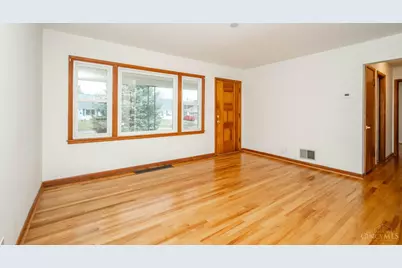 925 Carlisle Avenue, Hamilton, OH 45013 - Photo 3