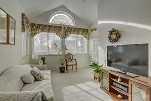 2795 Ashton Cir, Fairfield Township, OH 45011 - Photo 5