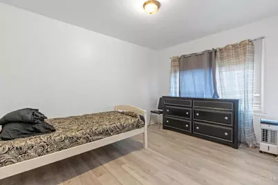 3648 W Siebenthaler Avenue, Harrison Twp, OH 45406 - Photo 17