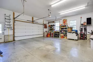 8109 Zoar Rd, Hamilton Township, OH 45152 - Photo 57