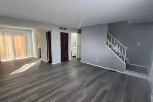 1579 Meredith Dr, Springfield Township, OH 45231 - Photo 5