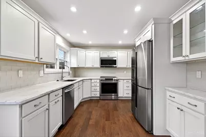 11 Queens Court, West Chester, OH 45069 - Photo 9