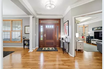 3667 Carpenters Green Lane, Blue Ash, OH 45241 - Photo 3