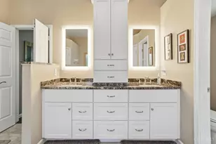 3667 Carpenters Green Ln, Blue Ash, OH 45241 - Photo 27