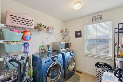 7970 Valley Crossing Drive, Colerain Township, OH 45247 - Photo 27