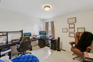 7970 Valley Crossing Dr, Colerain Township, OH 45247 - Photo 21