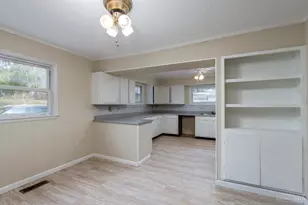 8125 US Rt 50, Liberty Twp, OH 45133 - Photo 23