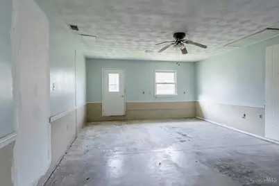 8125 US Rt 50, Liberty Twp, OH 45133 - Photo 31