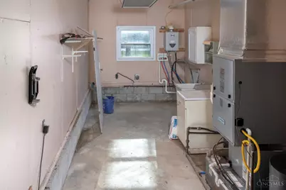 8125 US Rt 50, Liberty Twp, OH 45133 - Photo 29