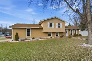 1 Pinehurst Ct, Fairfield, OH 45014 - Photo 11