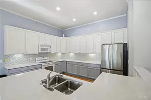 11910 Streamside Dr, Symmes Township, OH 45140 - Photo 17