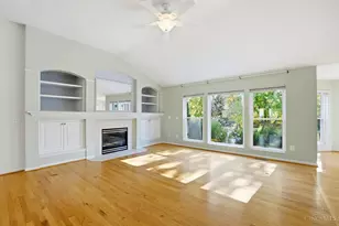 11910 Streamside Dr, Symmes Township, OH 45140 - Photo 9