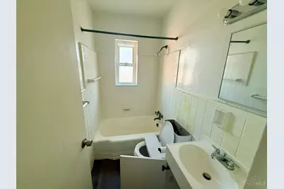 2512 Highland Avenue, Cincinnati, OH 45219 - Photo 21