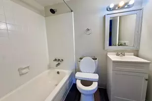 911 Rogers Pl, Cincinnati, OH 45206 - Photo 9