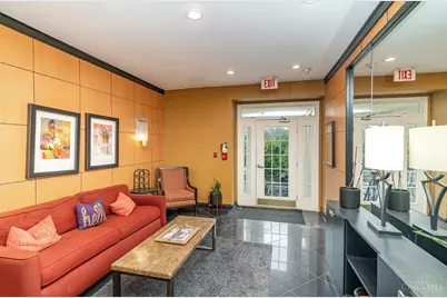 964 Auburnview Drive #3E, Cincinnati, OH 45206 - Photo 7