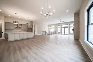 9197 Remy Ct, Clearcreek Twp., OH 45458 - Photo 15