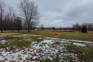 3387 Trabecca Ln, Pike Township, OH 45154 - Photo 5