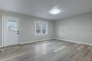 350 Pleasant Dr, South Lebanon, OH 45065 - Photo 3