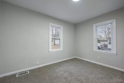 350 Pleasant Drive, South Lebanon, OH 45065 - Photo 9