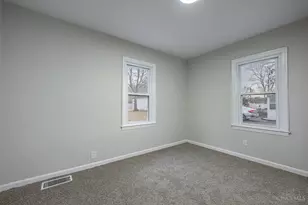 350 Pleasant Dr, South Lebanon, OH 45065 - Photo 9