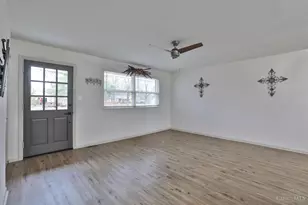 32 Sutton Ln, Stonelick Township, OH 45122 - Photo 7