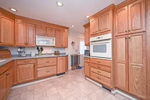 8190 Bonanza Ln, Anderson Township, OH 45255 - Photo 15