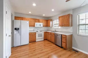 959 Weeping Willow Ln, Hamilton Township, OH 45039 - Photo 11