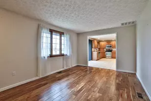 6115 Detrick Rd, Tipp City, OH 45371 - Photo 17