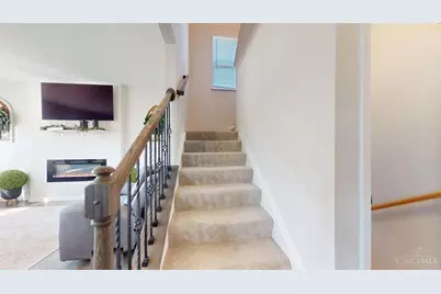 5441 Hopewell Valley Drive, Hamilton Township, OH 45152 - Photo 9