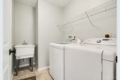 6098 Glenngate Court, West Chester, OH 45069 - Photo 25