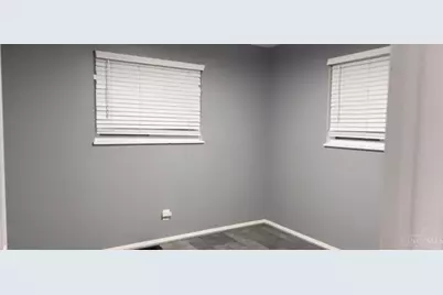 10619 Deauville Rd, Springfield Township, OH 45240 - Photo 17