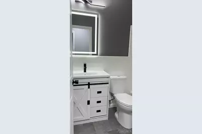 10619 Deauville Rd, Springfield Township, OH 45240 - Photo 13