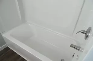 570 Fairhaven Dr, Hamilton, OH 45013 - Photo 13