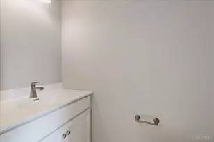 5225 Ivy Rose Ln, Green Township, OH 45247 - Photo 27