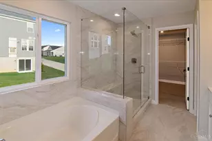 5225 Ivy Rose Ln, Green Township, OH 45247 - Photo 17