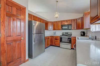 831 Greenwood Lane, Trenton, OH 45067 - Photo 13