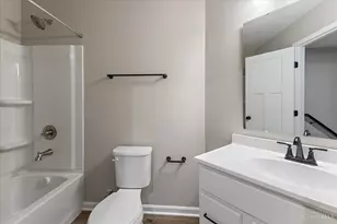 5890 Parkview Ln, Miami Township, OH 45150 - Photo 19