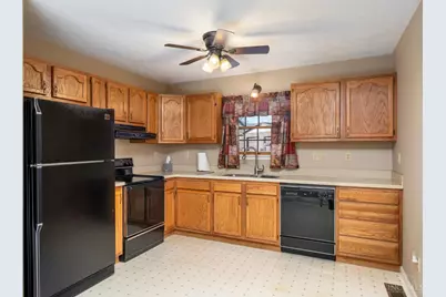 110 Springlake Avenue, Hillsboro, OH 45133 - Photo 7