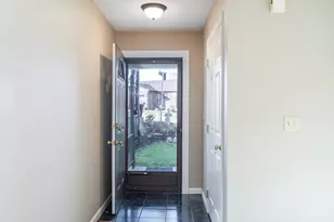 110 Springlake Ave, Hillsboro, OH 45133 - Photo 3