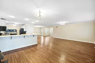 5015 Nighthawk Dr, Green Township, OH 45247 - Photo 11