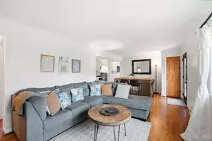 8666 Pastoral Ln, Anderson Township, OH 45244 - Photo 7