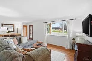 8666 Pastoral Ln, Anderson Township, OH 45244 - Photo 11