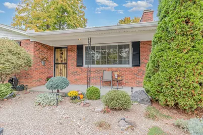 7848 Woody Hollow Drive, West Chester, OH 45241 - Photo 3