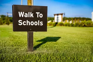 2082 Longmeadow Ln, Batavia Township, OH 45103 - Photo 3