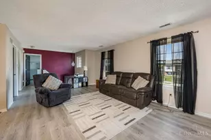 608 Meadow Brook Pl, Trenton, OH 45067 - Photo 5