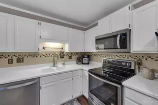 5821 Ashby Ct, Miami Township, OH 45150 - Photo 7