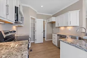 431 Bandon Dunes Ct, Turtle Creek Township, OH 45036 - Photo 5