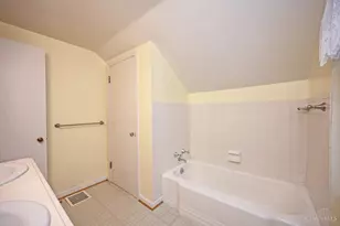 1200 Wayside Pl, Cincinnati, OH 45230 - Photo 35