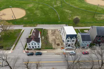 3021 Riverside Drive, Cincinnati, OH 45226 - Photo 1