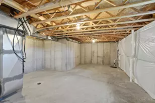 8545 Noelle Dr, Colerain Township, OH 45251 - Photo 39